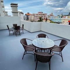 Cobertura a 100 metros do mar em Bombinhas