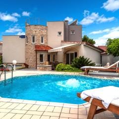 Villa Jelena Vir near beach