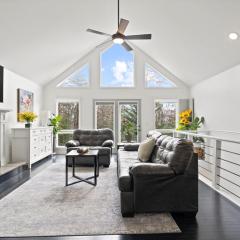 Hawk Mountain Song- Massanutten Home with hot tub!