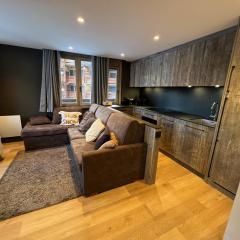 Appartement rénové 4 pièces, WiFi et garage à Val-d'Isère - FR-1-694-341