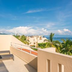 Faro de Mita four bedroom Luxury Condo Walk to Town