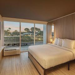 Tropical Palms Hotel