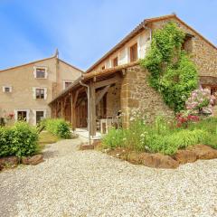 Cozy Cottage in Roussines, Dordogne