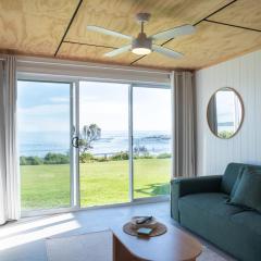 Jim & Dots Beachside Escape