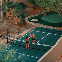 Sleeps 25 • Heated Pool and Spa • Pickleball Court