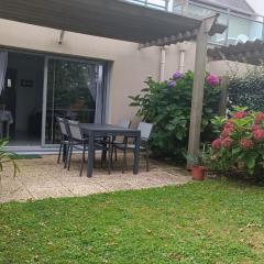Appartement rez-de-jardin proche Port Crouesty, 4 pers, tennis, piscine, wifi - FR-1-775-50