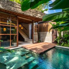 Simon Templar Pantai Lima 1BR Beachside Haven