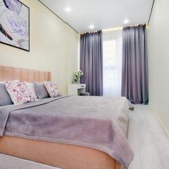 Светлая и стильная квартира в Алматы рядом с метро