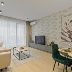 Tropics 1BR Cozy Modern Entire Apartment NuscoCity fast wifi and balcony