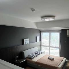 Abreeza chills place