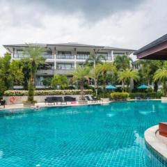 Elegant Beachfront 3BR Condo at Pearl of Naithon