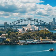 Million Dollar View Studio & Parking