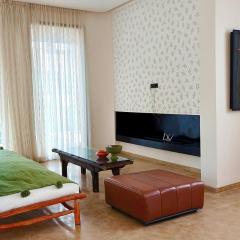 Villa K, Heated Pool, Prestigious Location