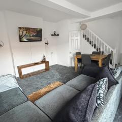 Sleeps 6 2Bed Home with Hot Tub Bottesford Village Amaya Fourteen