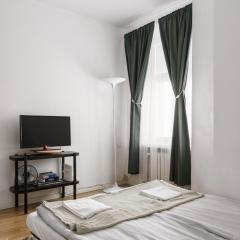 1BR Demure Design Urban Living Space