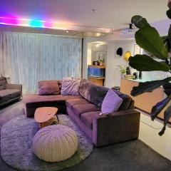 Stylish Home within Central Wellington - Free Parking