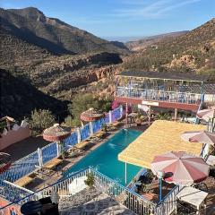 Auberge Les Montagnes du Paradis Your Hidden Retreat in Paradise Valley