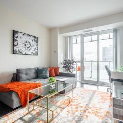 1 Br Bright High Floor in the Heart of Downtown