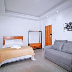 Studio Estiloso e Reformado a Passos da Praia