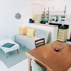 Recanto do Flamego: conforto, metrô e varandão.