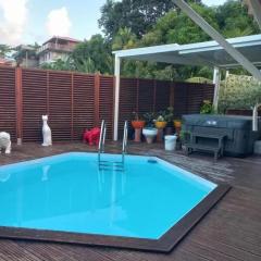 Appartement avec piscine privée à Rivière-Pilote, 45 m²