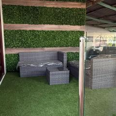 The urban luxe residence