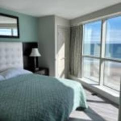 New Corner Suite 2BR with Direct Ocean&City Views!