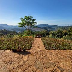 Hondo Hondo mountain view