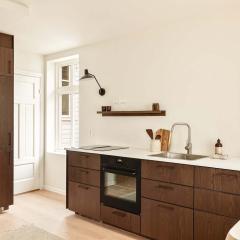 Modern 1BR in heart of old town