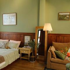 Feb House Da Lat - Áp mái 36m2 free Netflix & Youtube Premium, view thành phố