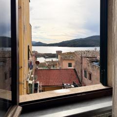 Tra Tetti e Mare - HelloElba