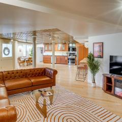 Walk to Athens Riverfront Park! Modern-Retro Apt