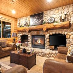 KBM Resorts Walk to hiking trails pool BBQ Cozy AC 2-Bedroom Condo Hot Tub BBL-351B