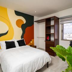 2BR Cozy with Infinity Pool & High-Speed WiFi