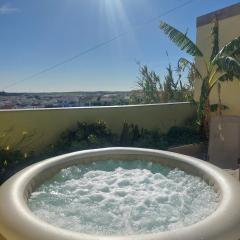 Casa da Ermida Cottage with Jacuzzi and fantastic views
