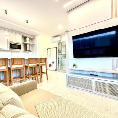 B258 - Apto de luxo com vista mar em Bombinhas