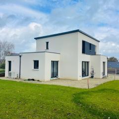 Modern house, comfort and decor 5 people