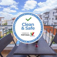 B41 - Windmill Modern with Pool