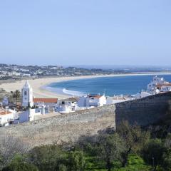 B17 - The Stunning Seaview Apartment