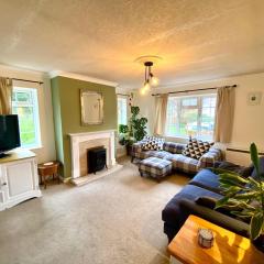 Tranquil Countryside Cottage near Loughborough