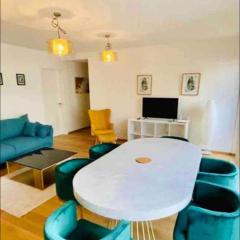 High-End 3BR w terrace, garden&parking