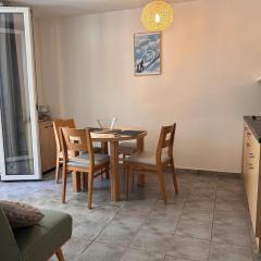 Appartement 2 pièces entre mer et esterel