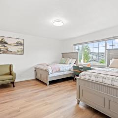 Stylish Retreat Large Living Space & Bright Suites