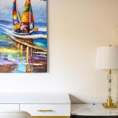 Premium Queen Room Private Ensuite Bright