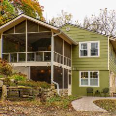 2 Mi to Downtown 4BR Country Home Near K-State