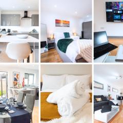 Colchester 3 Bedroom House, 2 Free Parking, Free WiFi, 5 mins from Station