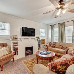 Less Than 1 Mi to Historic Dtwn Texarkana Charming Home!