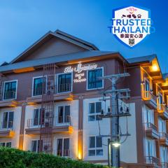 The Signature Hotel @ Thapae