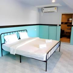 Mitr Inn Phuket Island - Phuket Old Town x Pro
