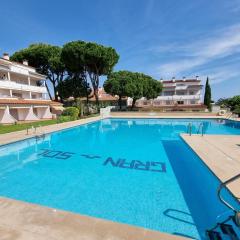 Apartamento con terraza a 400m de la playa de Riells - HISP-236-184